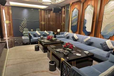 鹤岗KTV夜场招聘模特,鹤岗夜总会力促人才互动,力保供需双赢