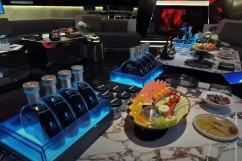 鹤岗夜场招女营销 专车接送环境轻松